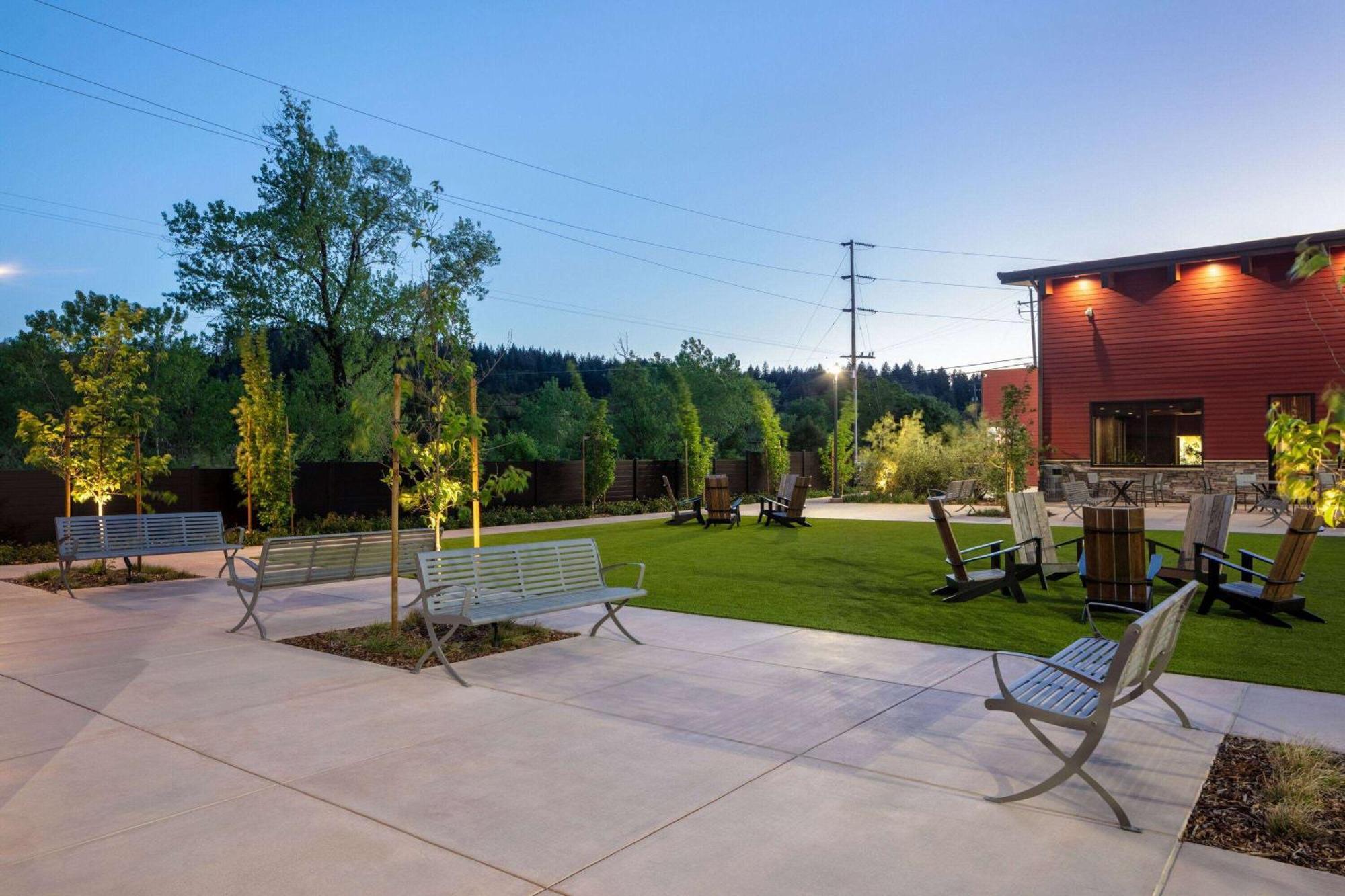 Wyndham Garden Redwood Valley - Ukiah Exterior photo